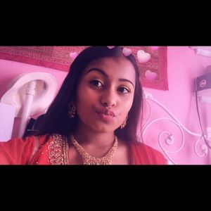 Meet your Posher, Alisha